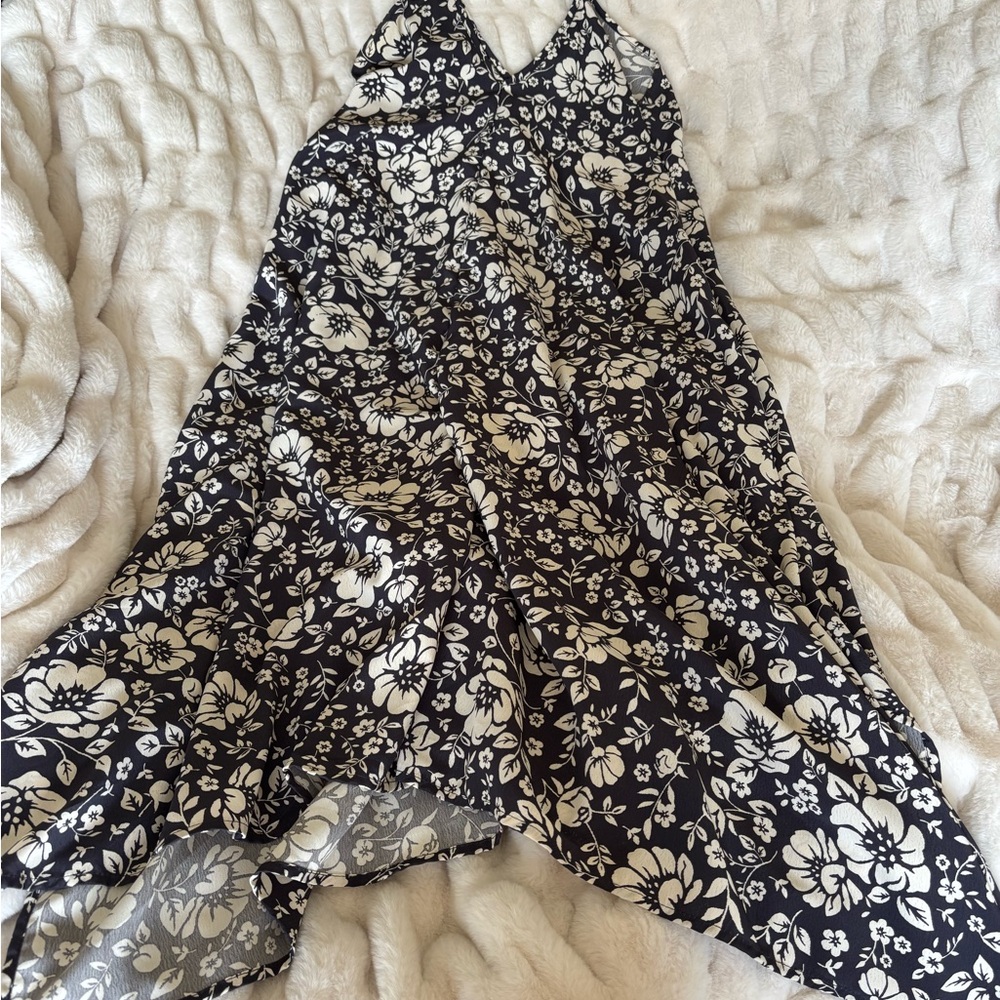 Final Touch Black and White Floral Midi Dress